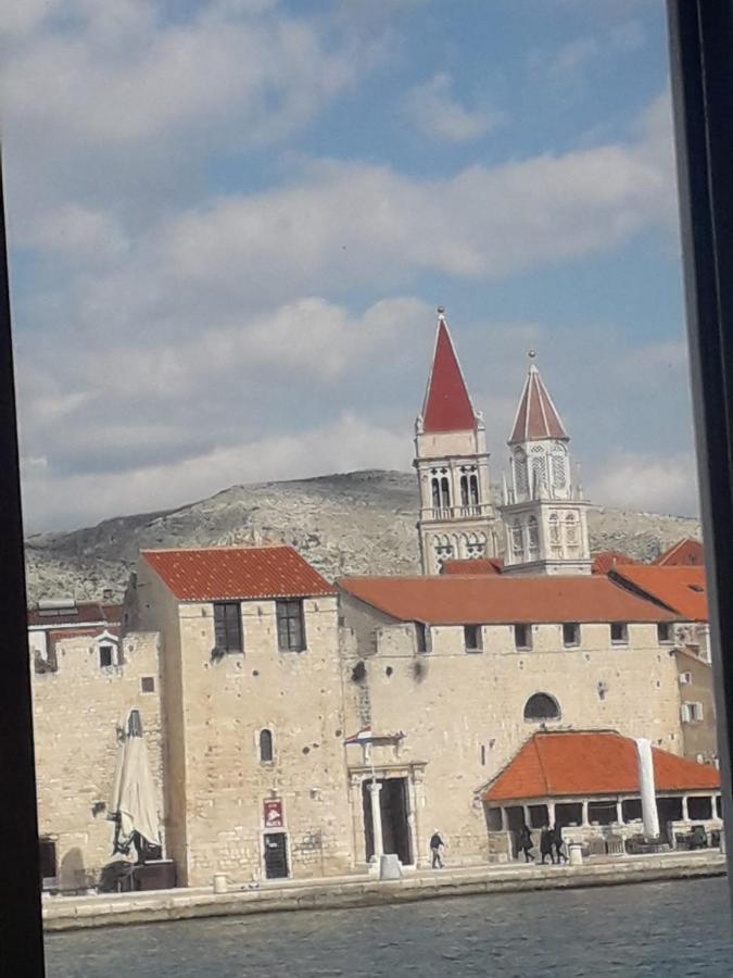 Apartmani Ivan Trogir Exterior photo